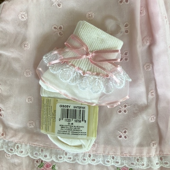Vtg Pink Eyelet Baby Dress and Socks - Picture 7 of 7